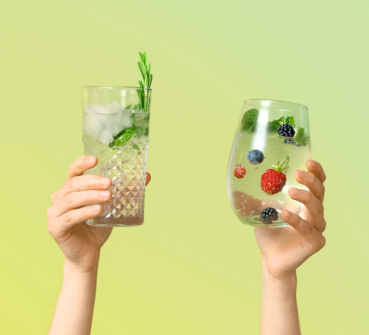 Infused Water - trinkfertig in Gläsern