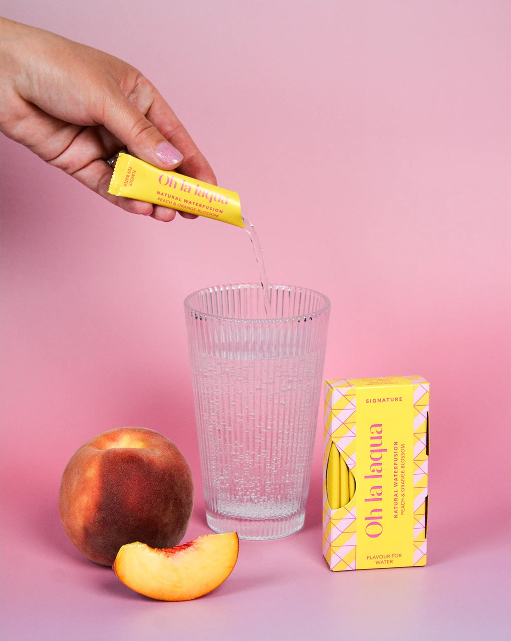 Flavored water: OH LA LAQUA Peach & Orange Blossom (application)