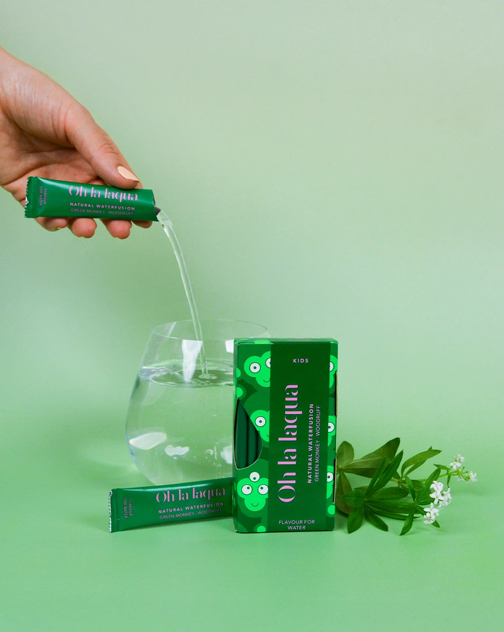 Flavored water: OH LA LAQUA Woodruff (application)